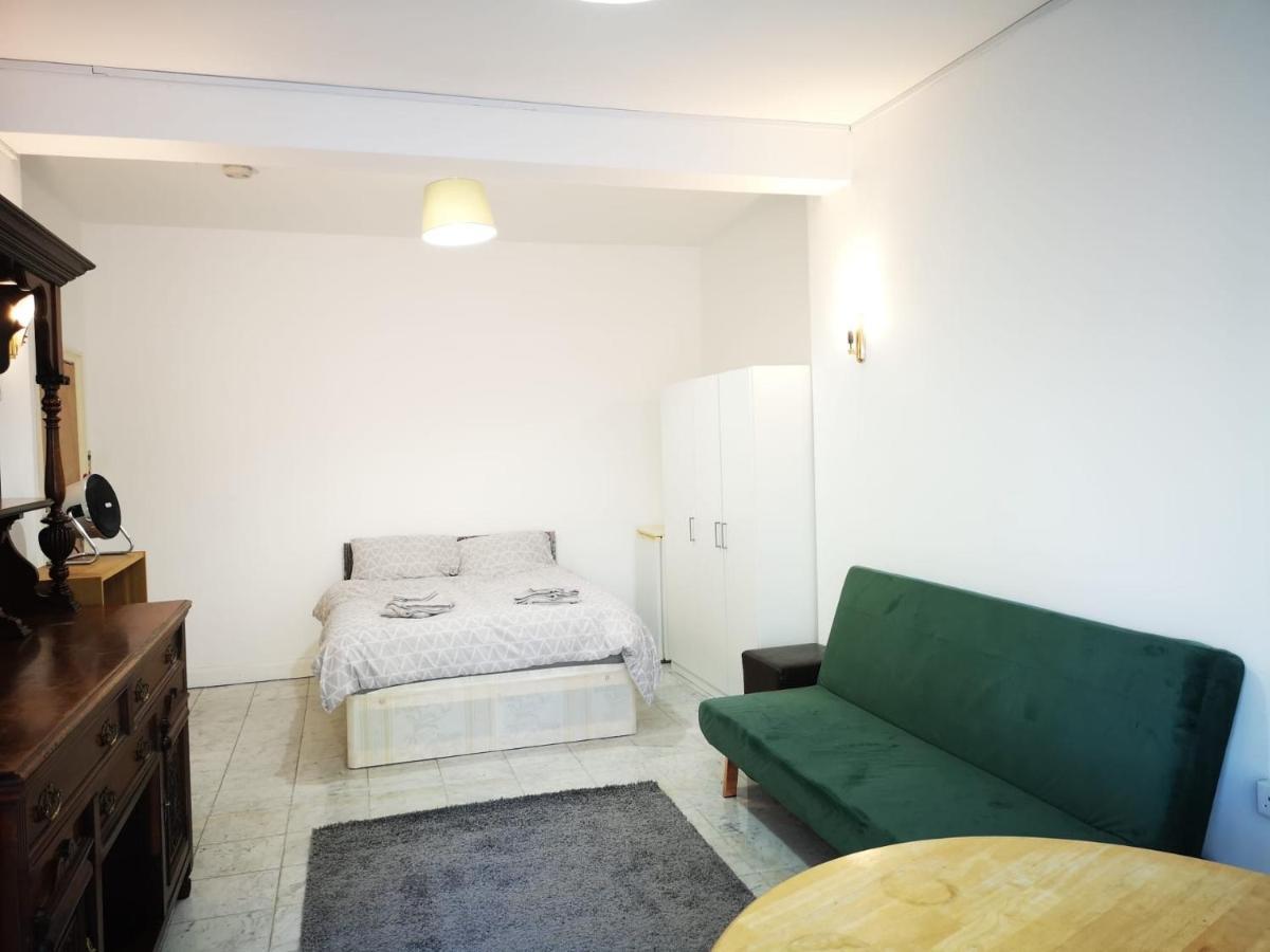 Large Spacious Property In Zone 2 London Kültér fotó